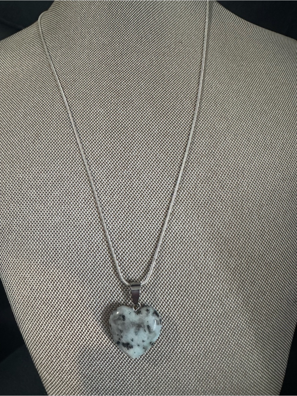 Heart Stone Pendant Necklace in White and Black - Women Jewelry